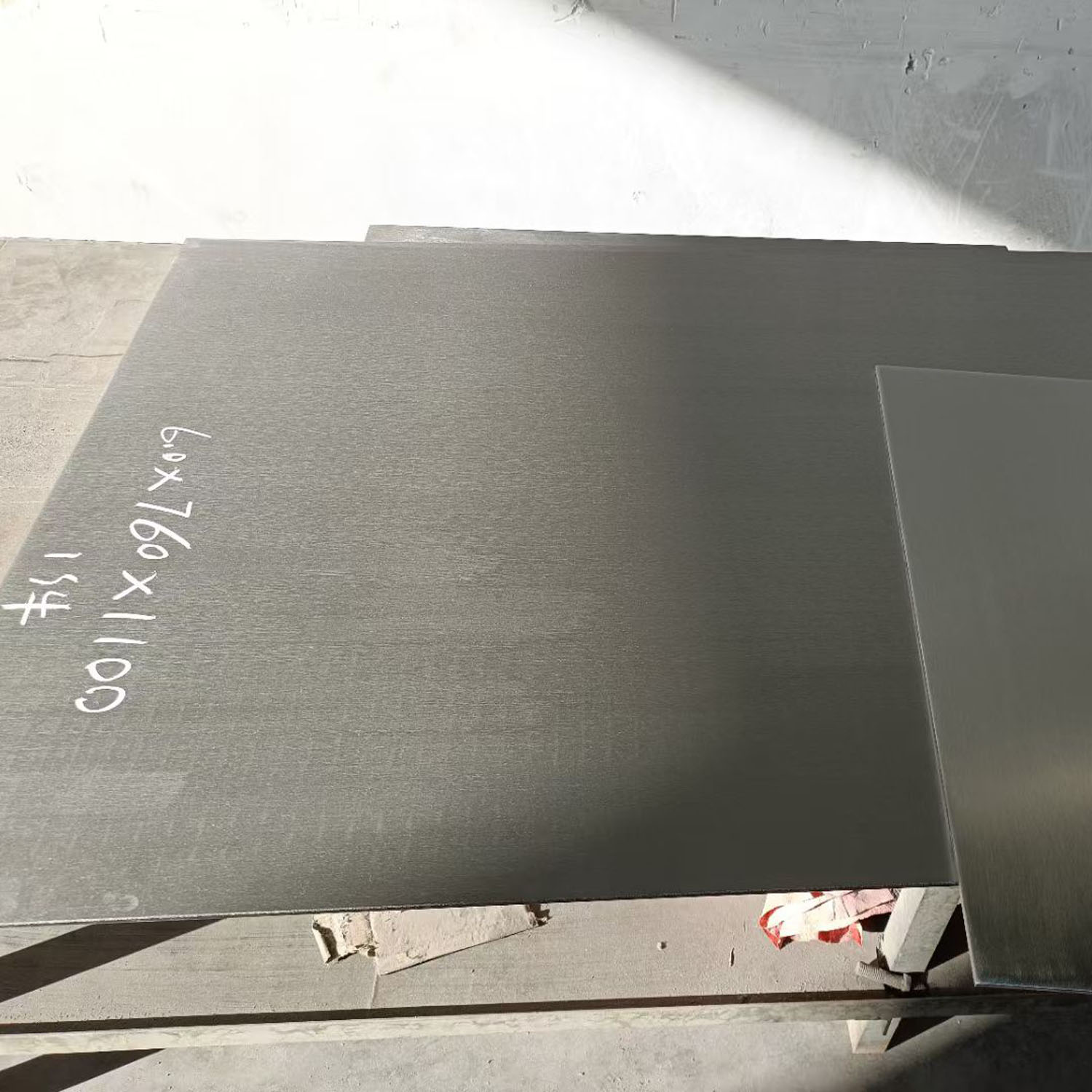 Corrosion-Resistant Nickel 201 Plates for Chemical Reactors and Battery Manufacturing – Custom Dimensions Available