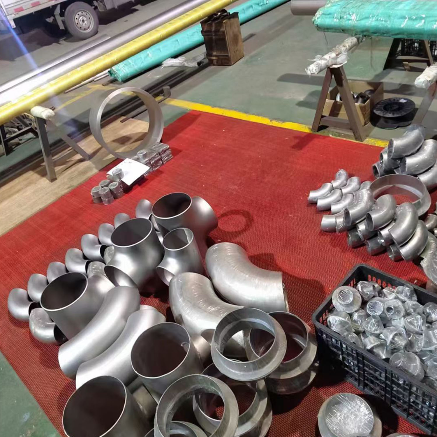 ASME B16.9 Seamless Grade 2 Titanium 90 Degree Elbow for Industrial Piping