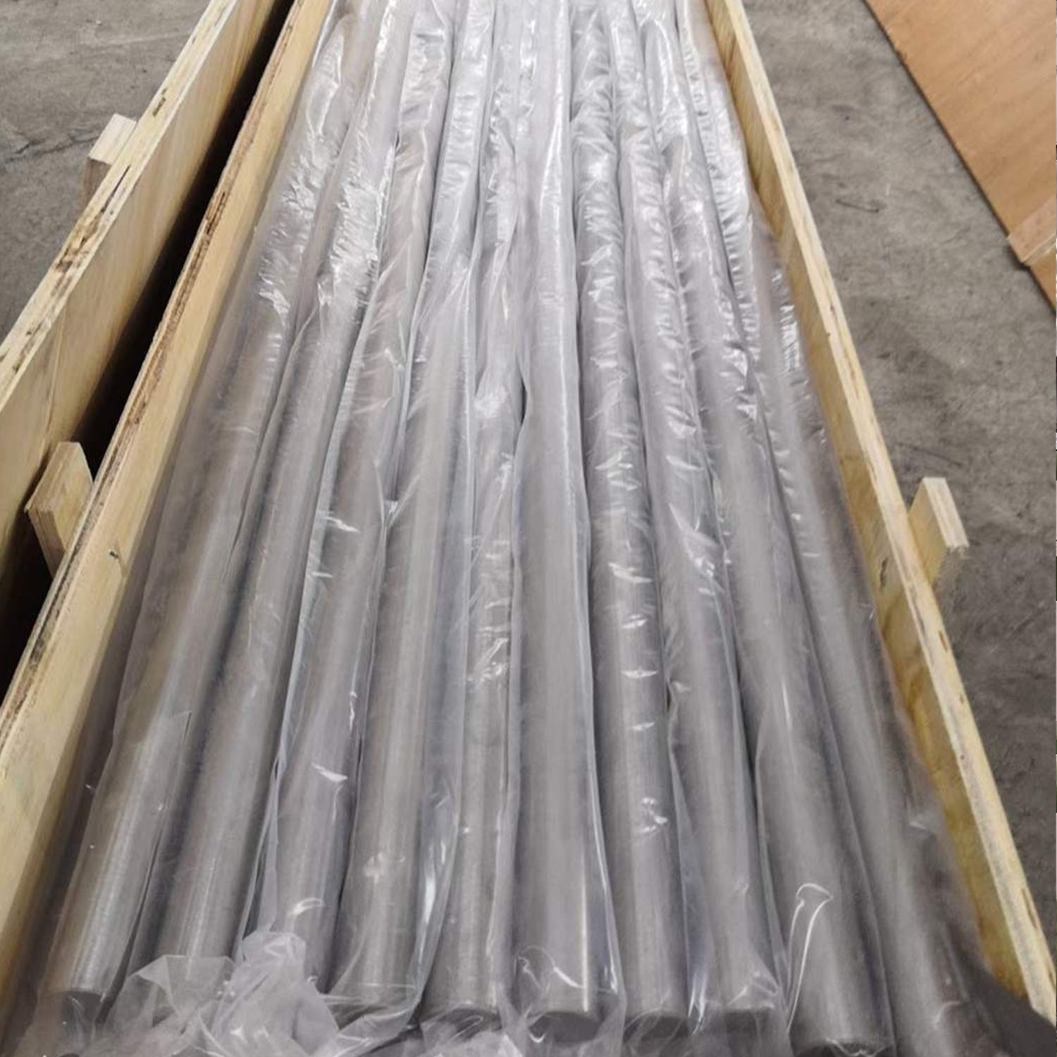 Gr1 Gr2 Titanium Tube for Industrial Heat Exchangers and Condensers | ASTM B338 Titanium Pipe – Metres Metals