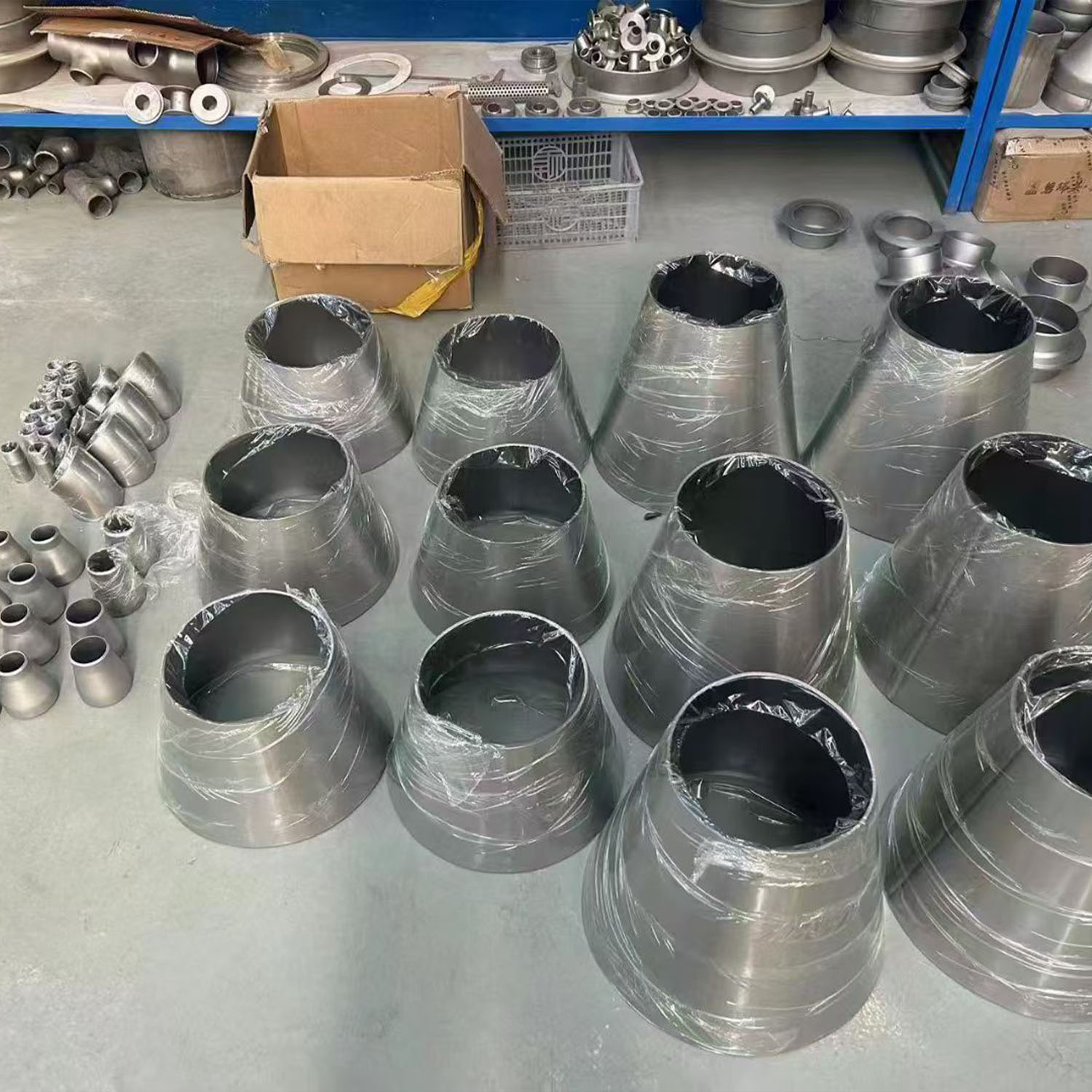 ASTM B363 Gr2 Titanium Equal and Reducing Butt Weld Tee Manufacturer
