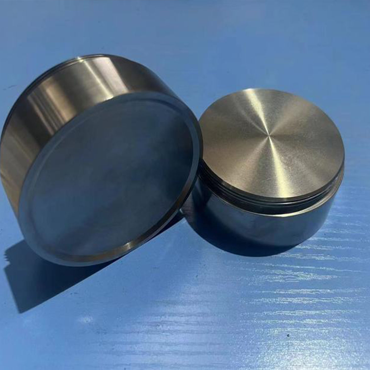Grade 5 Titanium Hex Flange Bolts | Anodized Rainbow Race-Spec Screws for Superbike & Racing Car Upgrades