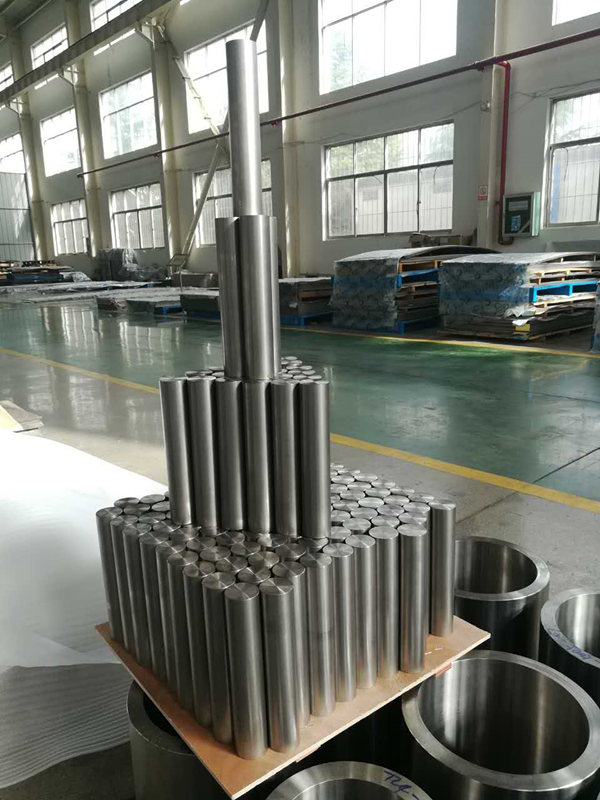 Pure Titanium Bar Gr2 / Gr5 High Strength Titanium Rod for Industrial Use