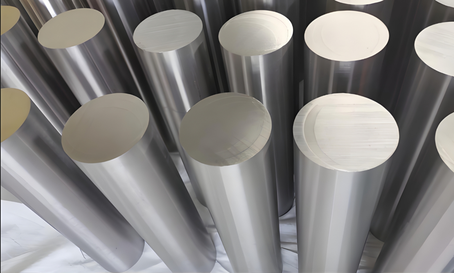 Pure Titanium Bar Gr2 / Gr5 High Strength Titanium Rod for Industrial Use