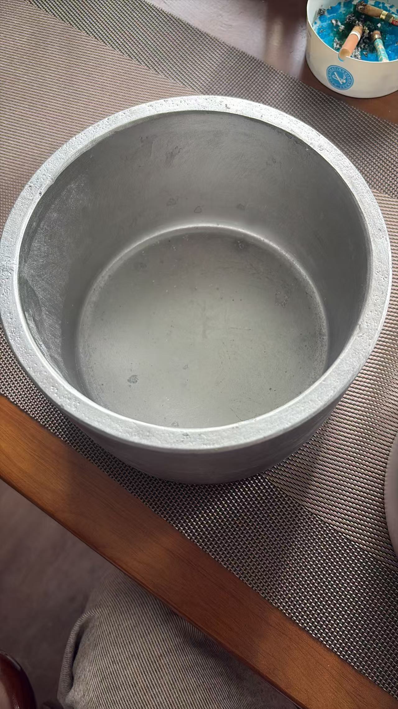 Custom Sintered Pure Molybdenum Crucible with Tailored Dimensions for Vacuum Furnace and Rare Earth Metallurgy