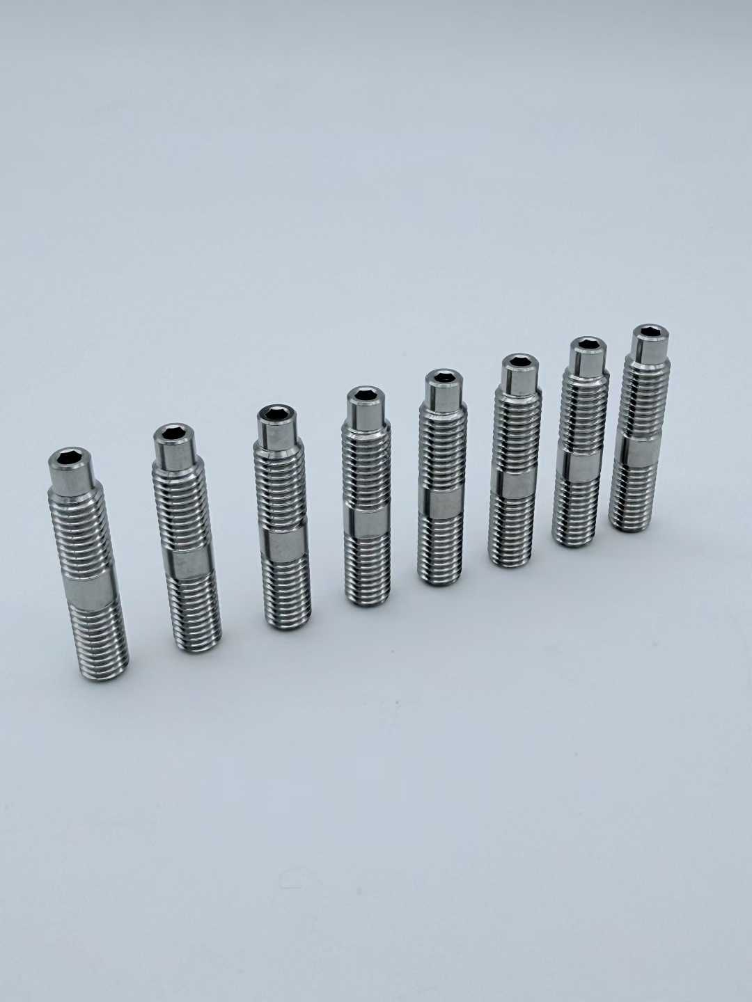Grade 5 Titanium Screws (Ti-6Al-4V) | ASTM F468 Titanium Fasteners for Aerospace, Marine & Medical Applications