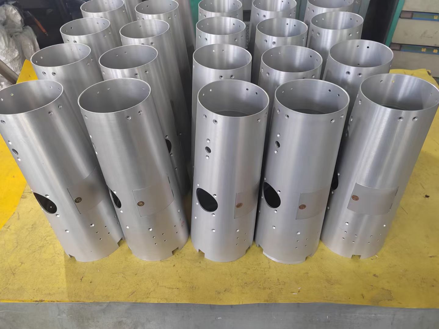 Titanium Tubes for Sale | ASTM B338 Grade 2 Titanium Tubes for Heat Exchangers, Chemical Processing & Marine Applications