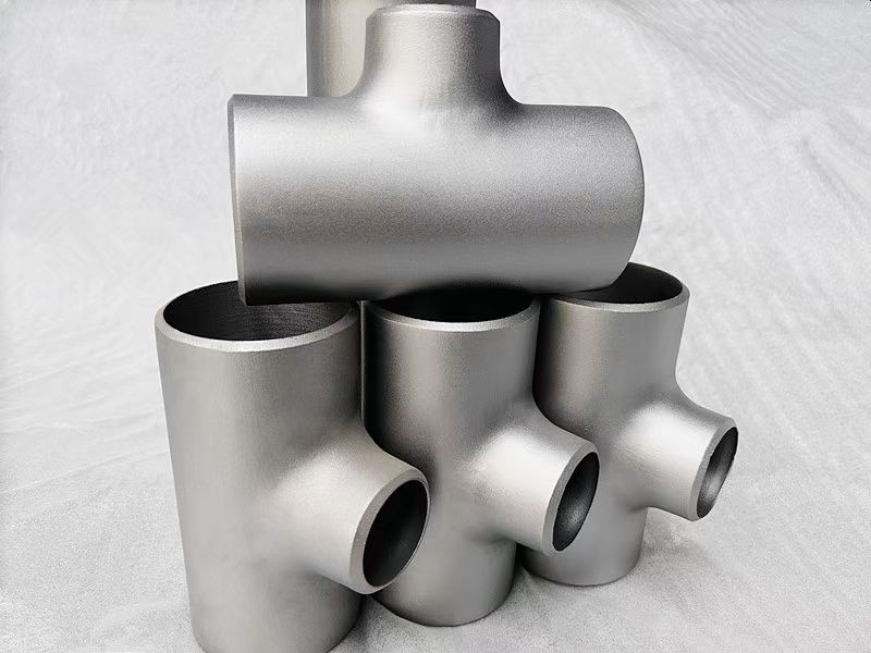Titanium Alloy Exhaust Elbows for Mercedes-AMG E63 – 90° Mandrel Bent Titanium Pipe Elbow Fittings (Gr2 / Gr5 / Ti-6Al-4V)
